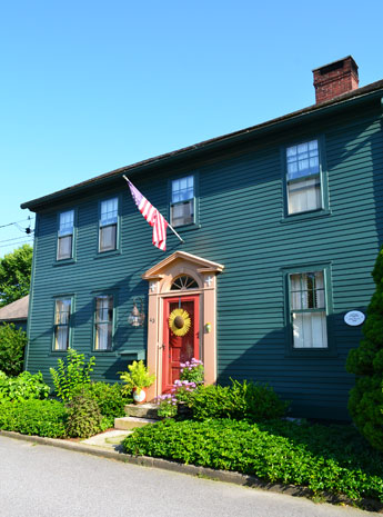Historic 1800's colonial in Wickford Village, R.I.